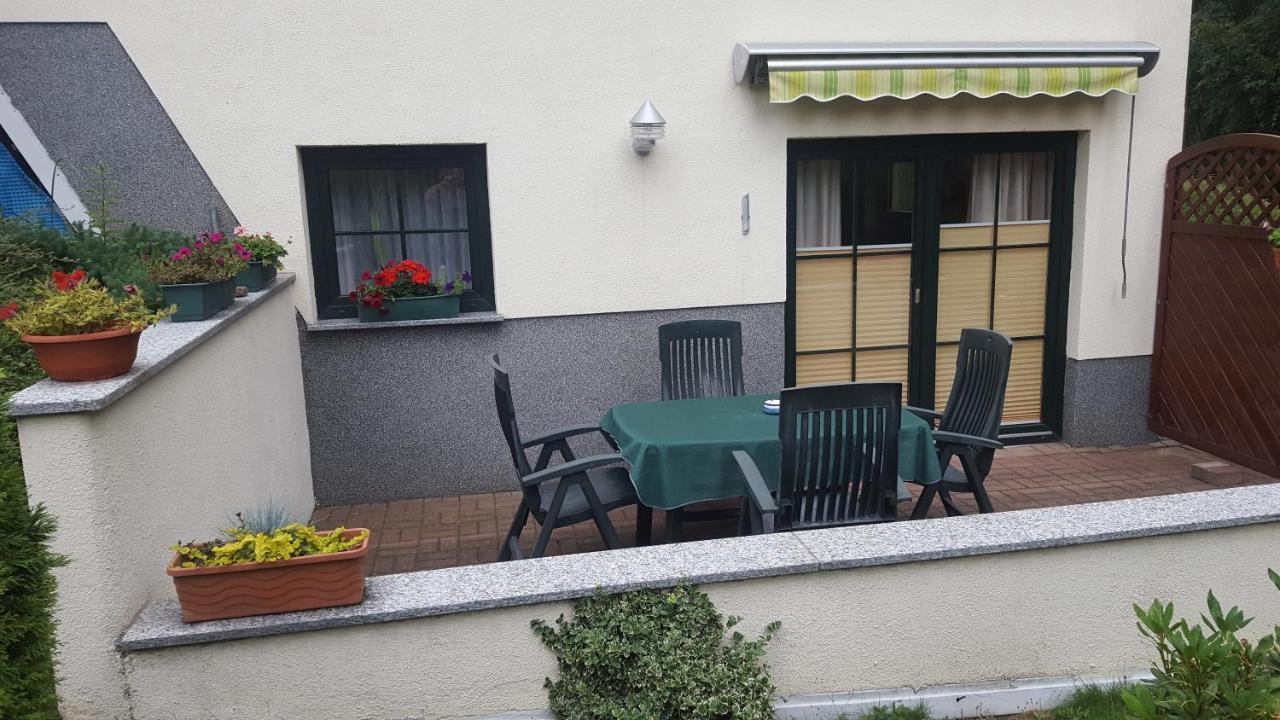 Ferienwohnung "Am Fechtertor- Eingang Zum Schlosspark" Putbus Exterior photo