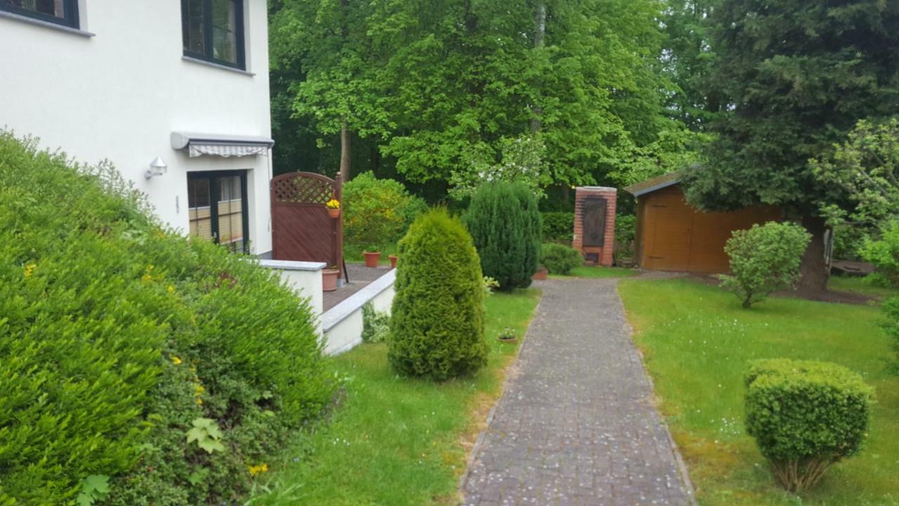 Ferienwohnung "Am Fechtertor- Eingang Zum Schlosspark" Putbus Exterior photo